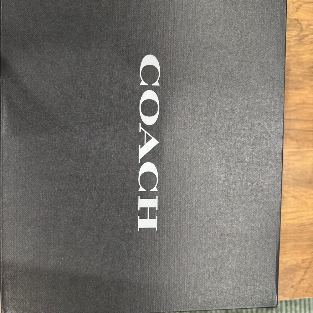 Coach Leah Silver Loafers - Size 8 Womens - Picture 7 of 7